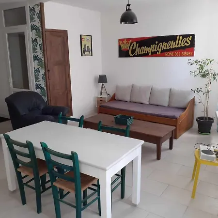 Grand T3 Calme Et Lumineux 4-6 Personnes Holiday home